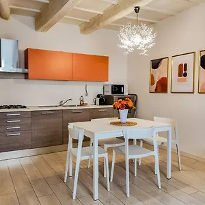 https://little-sweet-home-in.it-tuscanyhotel.com